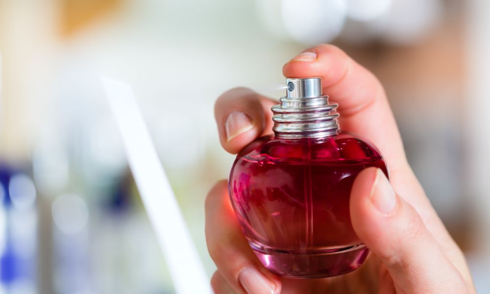 Dowiedz się, jak powstają perfumy